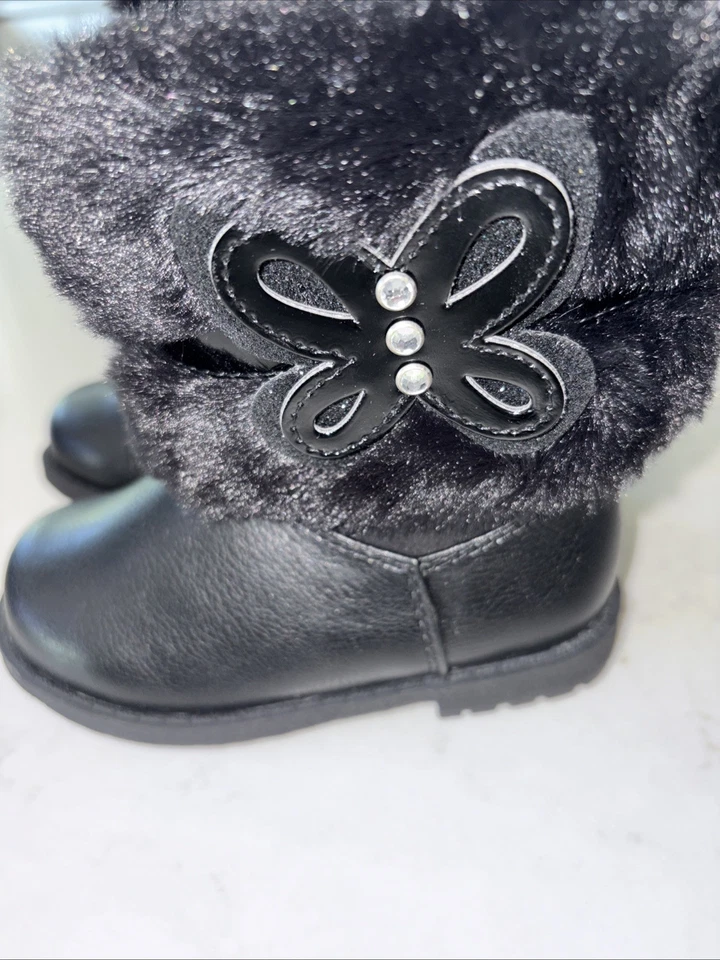 Zapatos Rachel para niños pequeños talla 6M botas con cremallera Karley negro mariposa piel sintética Foto 3 de 4