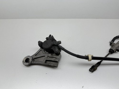 04-11 Suzuki Vstrom 650 DL650 Rear Brake Master Cylinder Caliper Reservoir OEM - Picture 5 of 9
