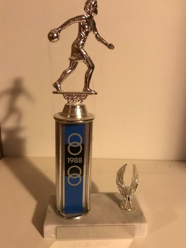 Vintage  Ladies Bowling 🏆 Trophy 1988 ~11"  tall @ Italian Marble base