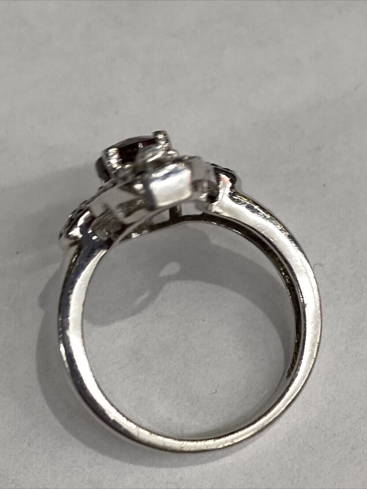 Anillo Aniversario Art Deco Vintage Chapado en Oro Blanco 14K 2.3 Ct Rubí Simulado Foto 4 de 4