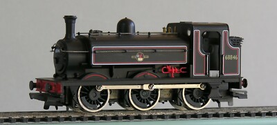 Neuwertig verpackt Hornby 0-6-0ST J52 BR schwarz 68846 R186