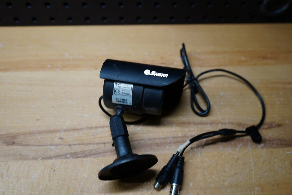 (S) Swann PRO-555 Compact Day/Night Security Camera Only Camera - Image 4 of 4