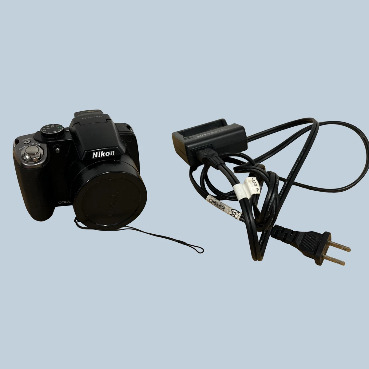 Nikon COOLPIX P80 ジャンク品 Used Nikon Coolpix P80 Point & Shoot Digital Camera - Parts/Repair