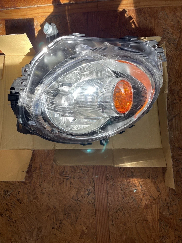 Conjunto de faros - Certificado Capa TYC 20-6888-00-9 se adapta a 07-15 Mini Cooper diestro Foto 4 de 4