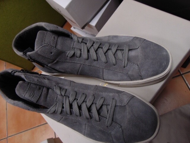Foto 5 di 9