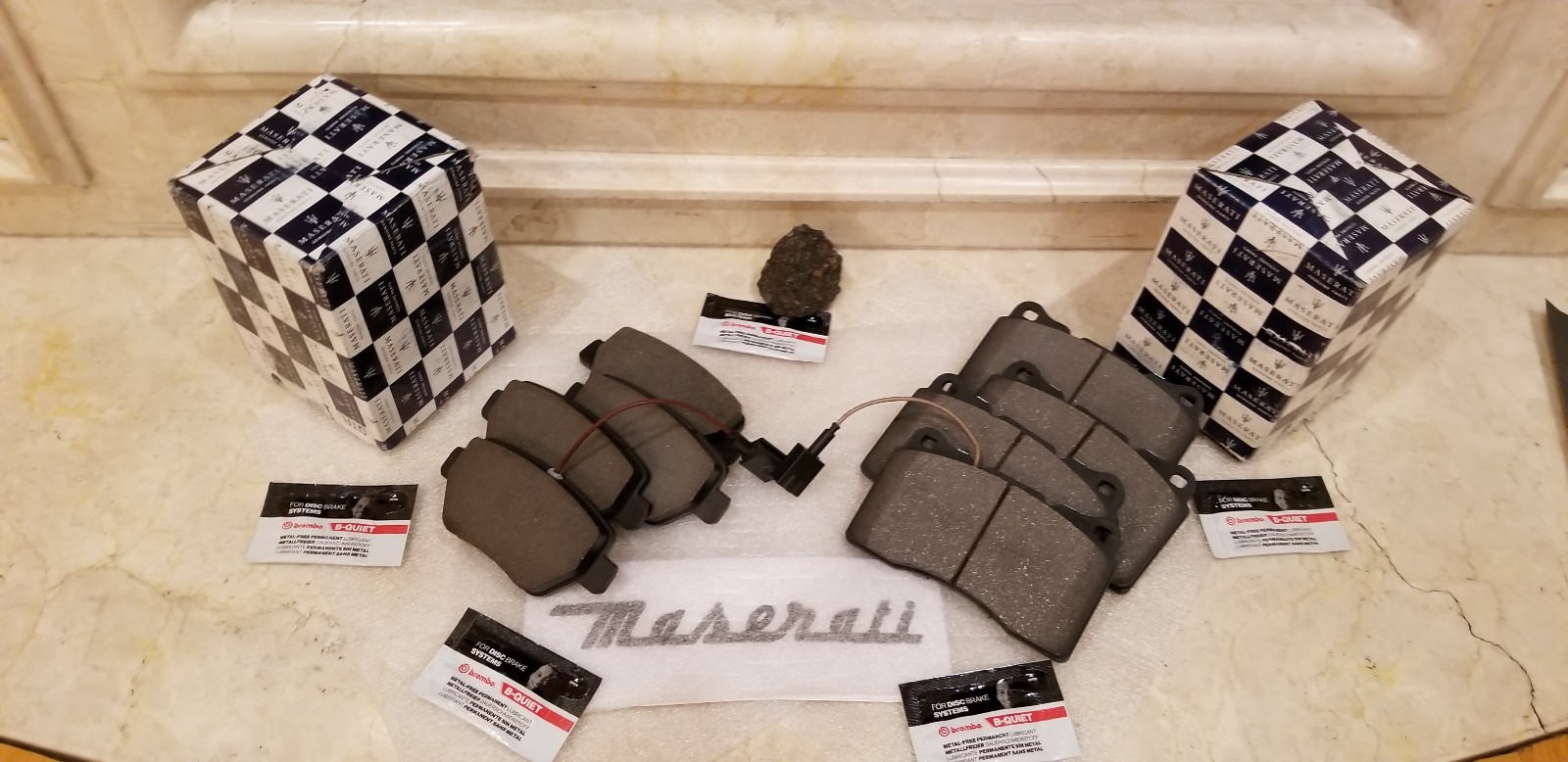Maserati GHIBLI BASE COMPLETE FRONT & REAR Brake Pads w/ SENSORS! 2014-2016 NEW!