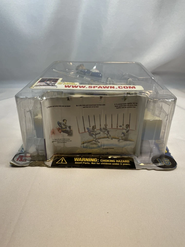 Винтажная экшн-фигурка McFarlane Toys Jack Hanson SLAP SHOT NO18 новая нераспакованная. - Изображение 3 из 3