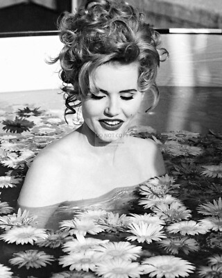 ACTRESS GEENA DAVIS - 8X10 PUBLICITY PHOTO (RT812) | eBay