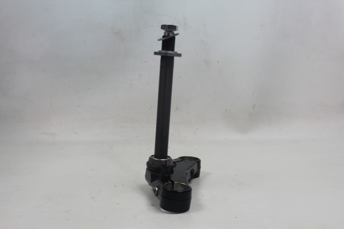 あ　1223 2014 Moto Guzzi V7 Stone 750 Lower Triple Tree Steering Stem