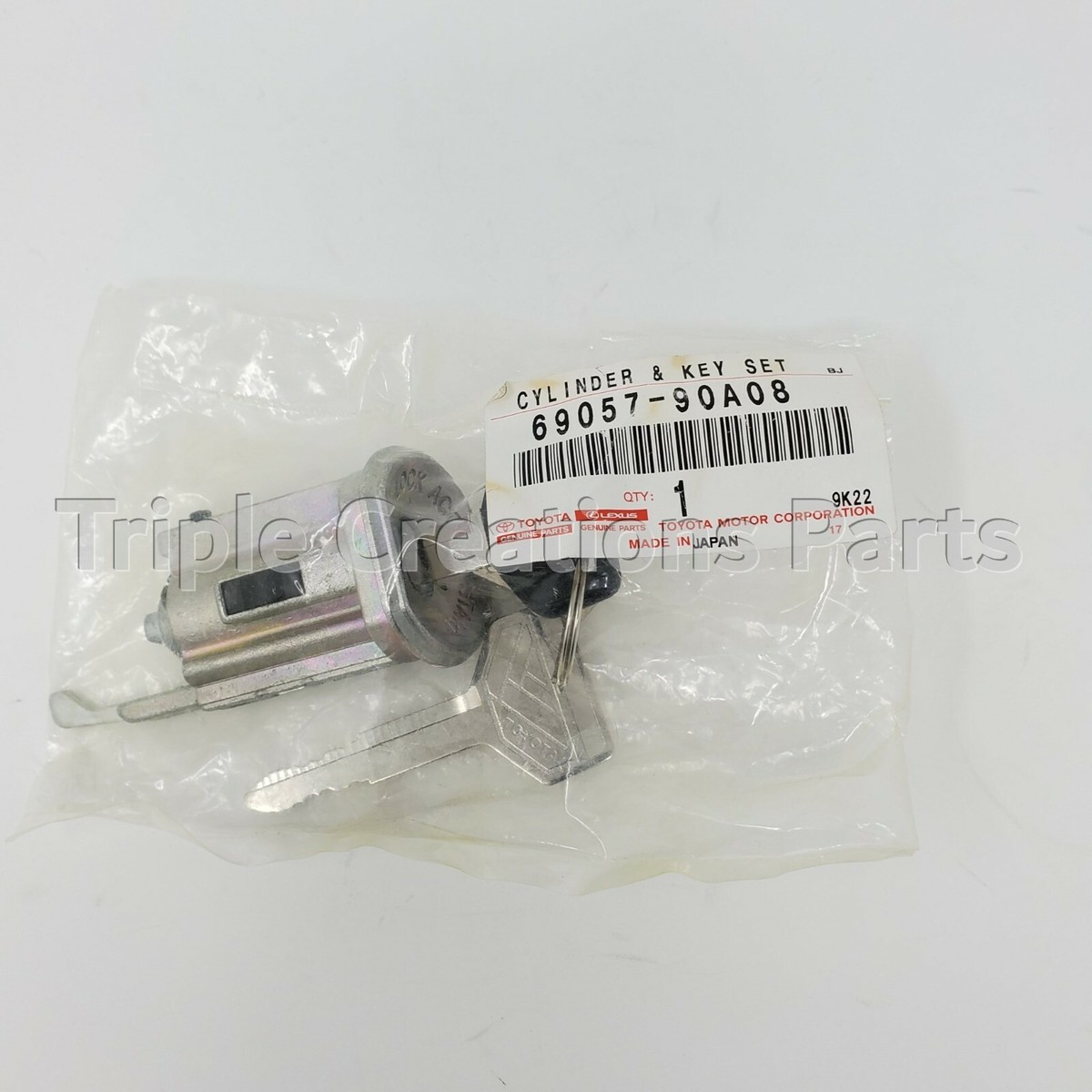 TOYOTA GENUINE 6905790A08 FJ62 CYLINDER & KEY SET IGNITION SWITCH 