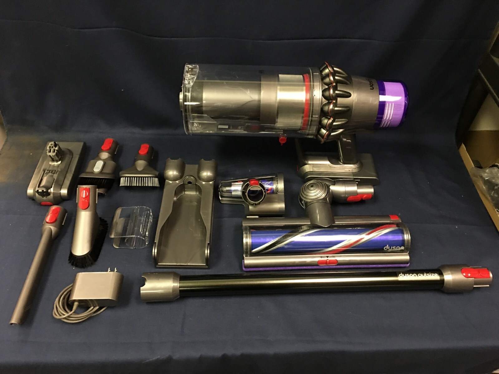 Dyson V11 Outsize Cordless Stick Vacuum Iron (SV16) (x2 Battery) eBay
