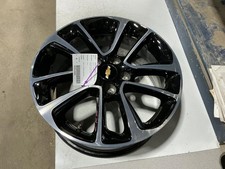 Wheel 17x7-12 Machined And Black Painted Opt Pyq Fits 24-26 Trailblazer 928529 Wheel 17x7-12 Machined And Black Painted Opt Pyq Fits 24-26 Trailblazer 928529