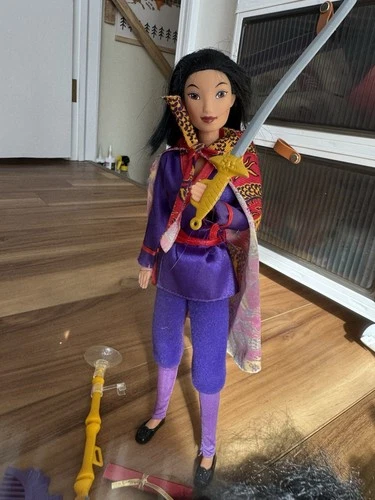 DISNEY MULAN-Disney Secret Hero Mulan Doll 18896 Cut Her Hair Barbie ‘97 y2k