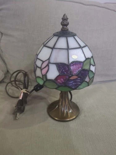 Vintage Tiffany Style Small Stained Glass Table Lamp - 11” - Floral