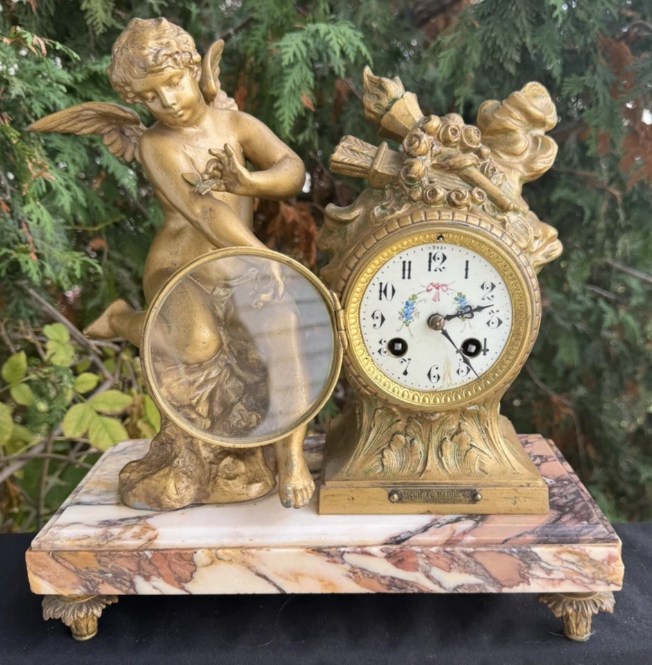 Antiguo Reloj Estatua Figura Francesa C 1865 AMOR CON LA MARIPOSA - VER VIDEO Foto 2 de 4
