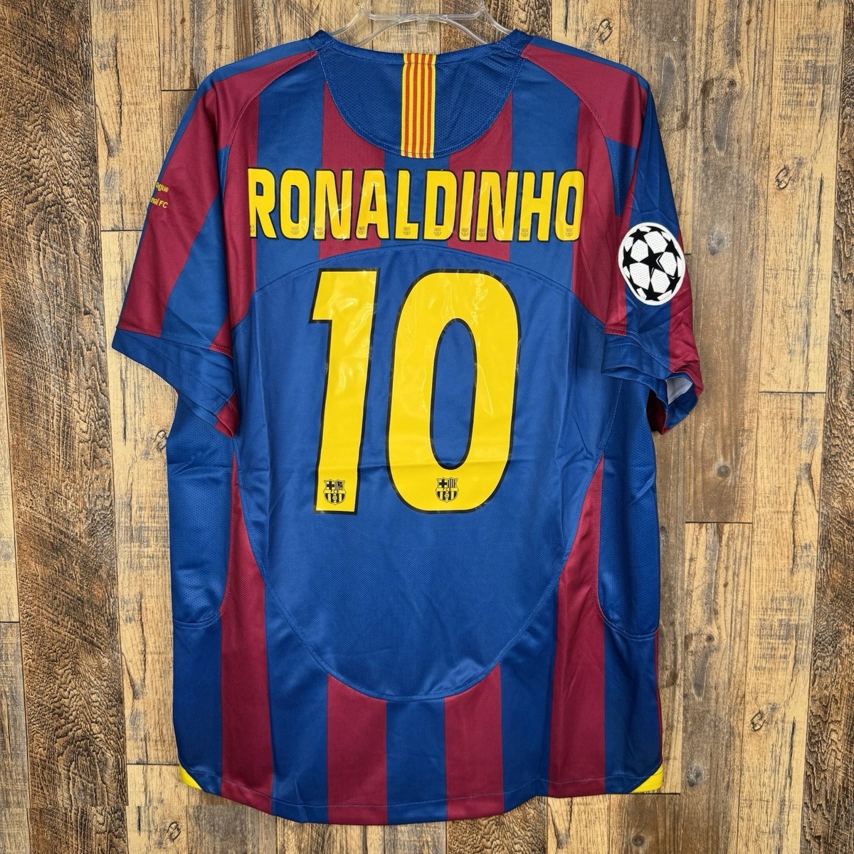 FCバルセロナ RONALDINHO 10 2004-2005ホームユニフォーム FC Barcelona 2004/05 Home Jersey Red Ronaldinho #10 - Etsy