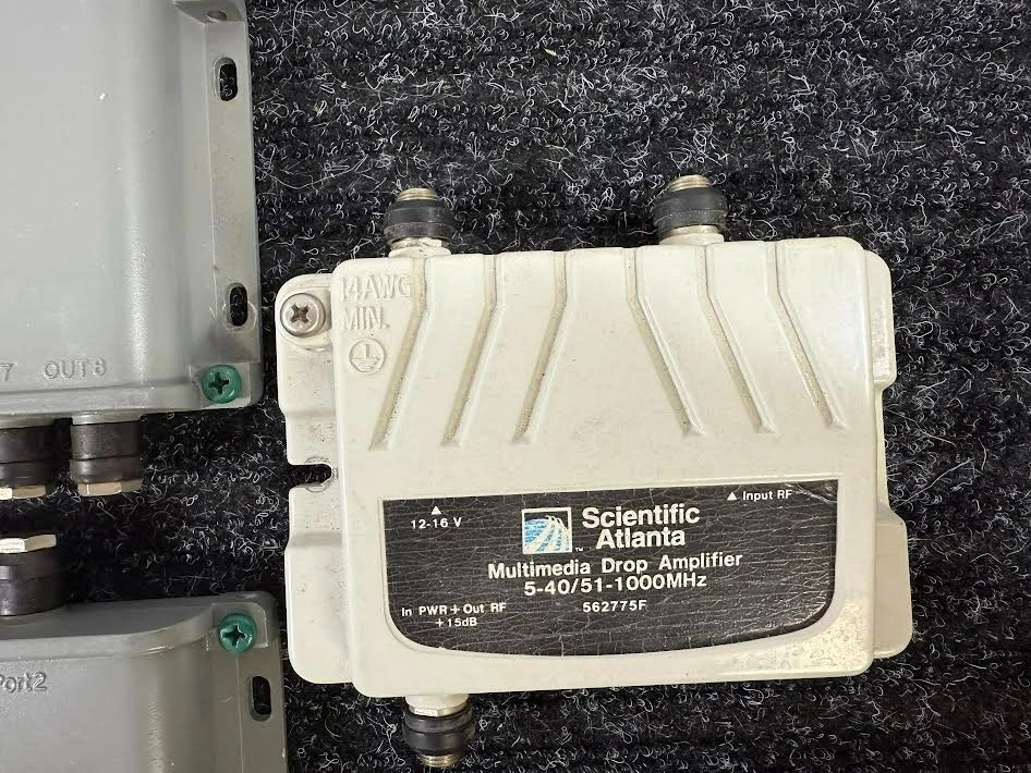 MS6X8WB-Z Zinwell Wide-Band 6x8 Multi-Switch Ka/Ku Dish Antenna and Amplifier - Image 4 of 4