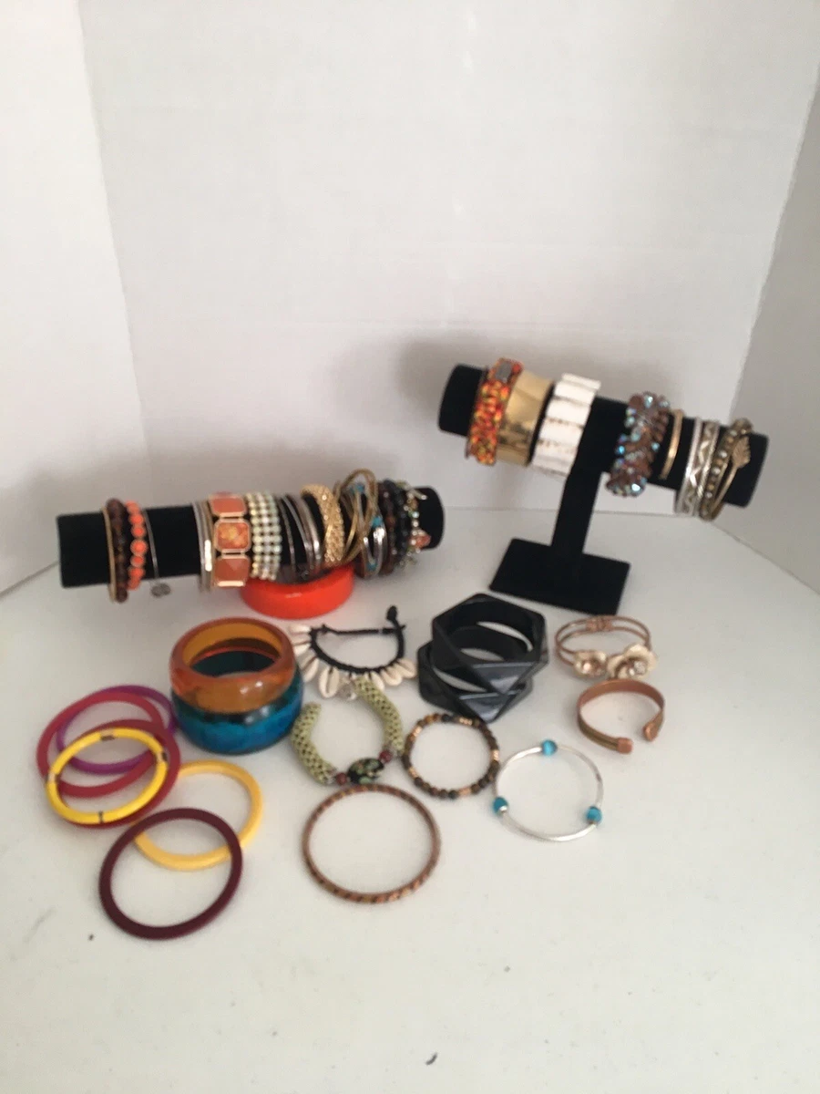 Lot of Assorted Bracelets Different Colors And Materials Women’s Bulk  Jewelry