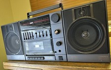 Fisher PH-418 High Fidelity Stereo  System AM/FM For Parts , Needs Repair