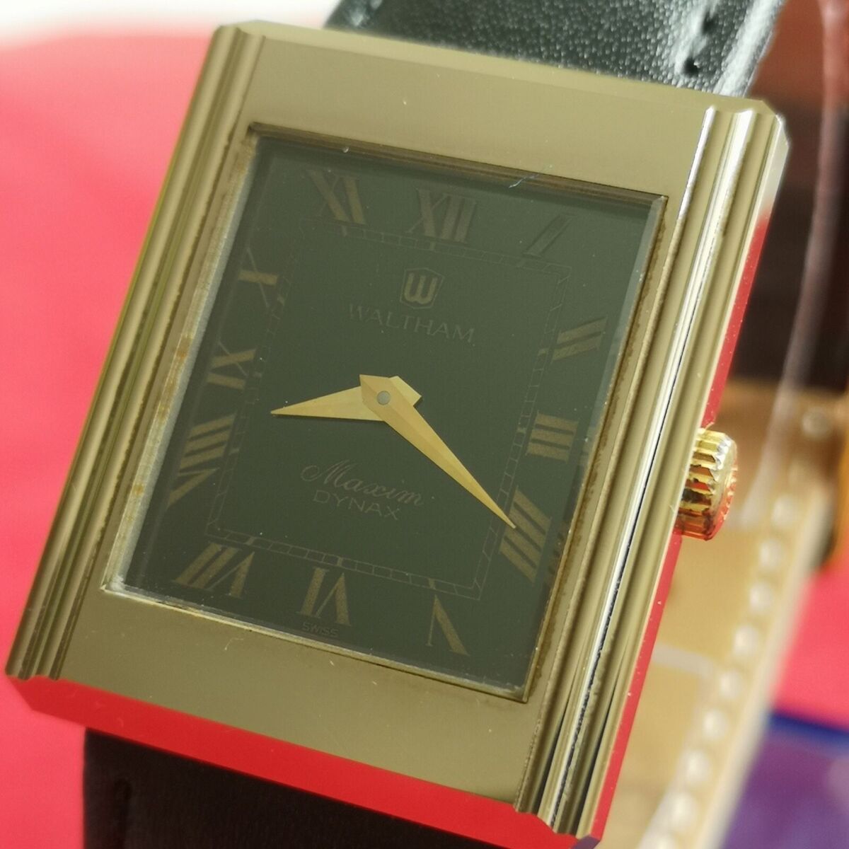 Vintage Waltham Maxim Dynax Swiss hand-winding Lady watch Vintage Waltham Maxim Dynax Swiss hand-winding Lady watch