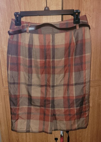 Dressbarn Red/beige plaid pencil skirt with belt women's size 4 - Picture 6 of 6