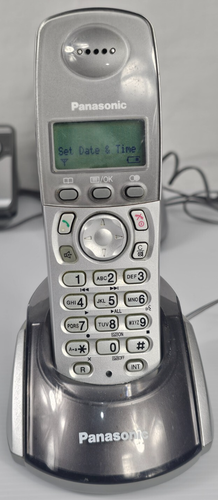 Panasonic KX-TG1840AL Digital Cordless Answering Machine + 5 Handsets - Zdjęcie 9 z 24