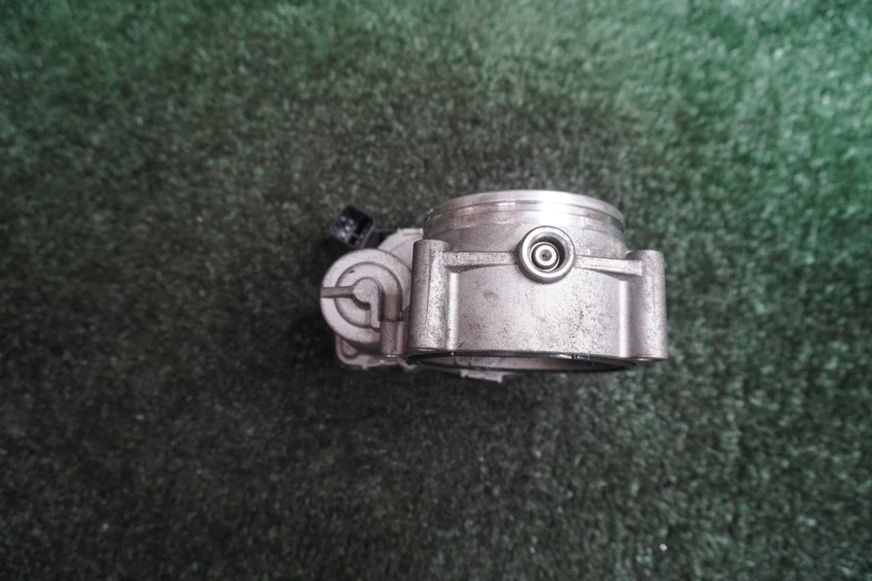 BMW 528i 2009 2010 2011 cuerpo del acelerador del motor 3L fabricante de equipos originales 107 k millas A2C53356722 Foto 3 de 4