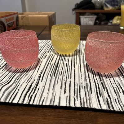 LOT OF 3 VINTAGE ROLY POLY ROUND SPAGHETTI STRING DRINKING GLASSES PLASTIC COAT