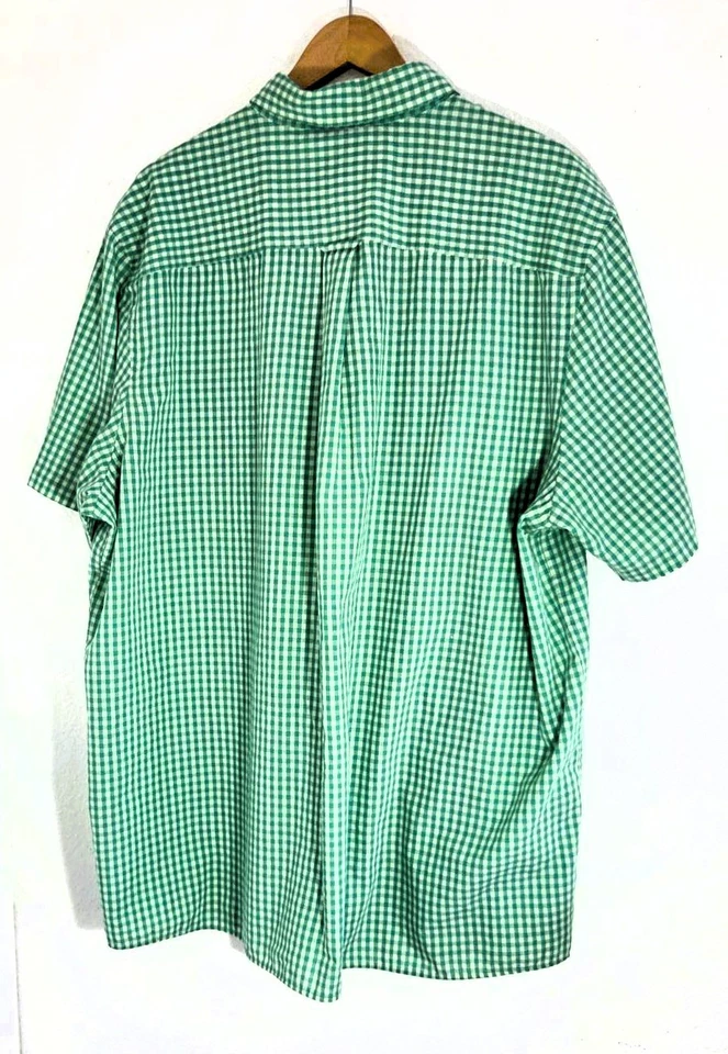 Camisa de manga corta con botones de fácil cuidado a cuadros verdes talla 2XLT Saddlebred para hombre Foto 2 de 4