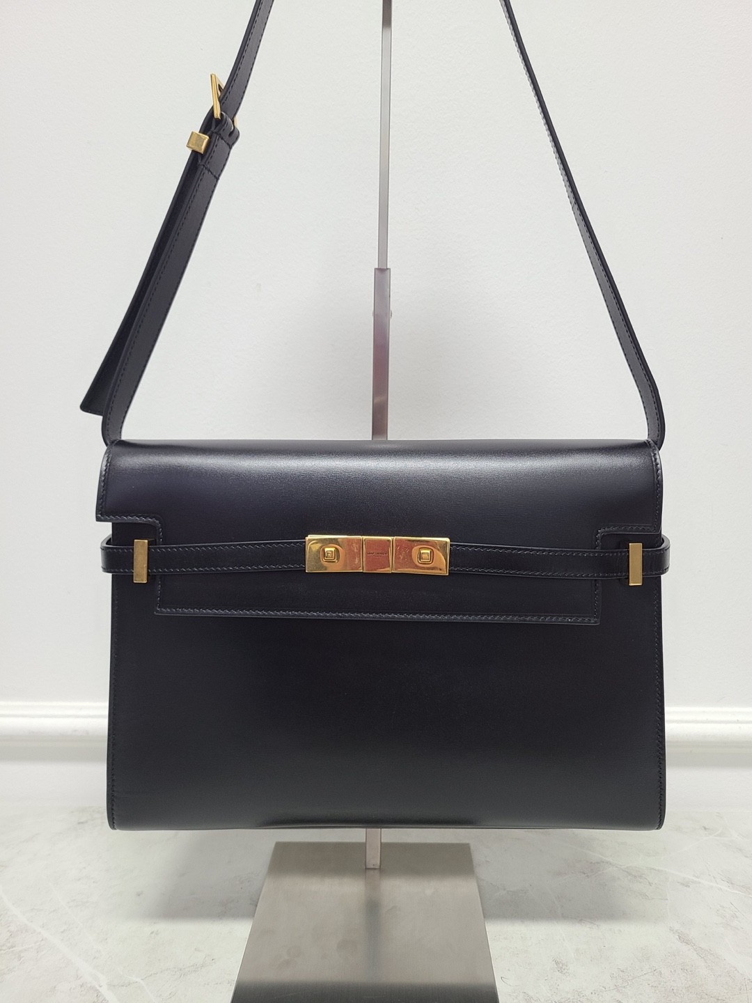 Borsa a tracolla Saint Laurent nera tono oro Manhattan media con scatola 105289822