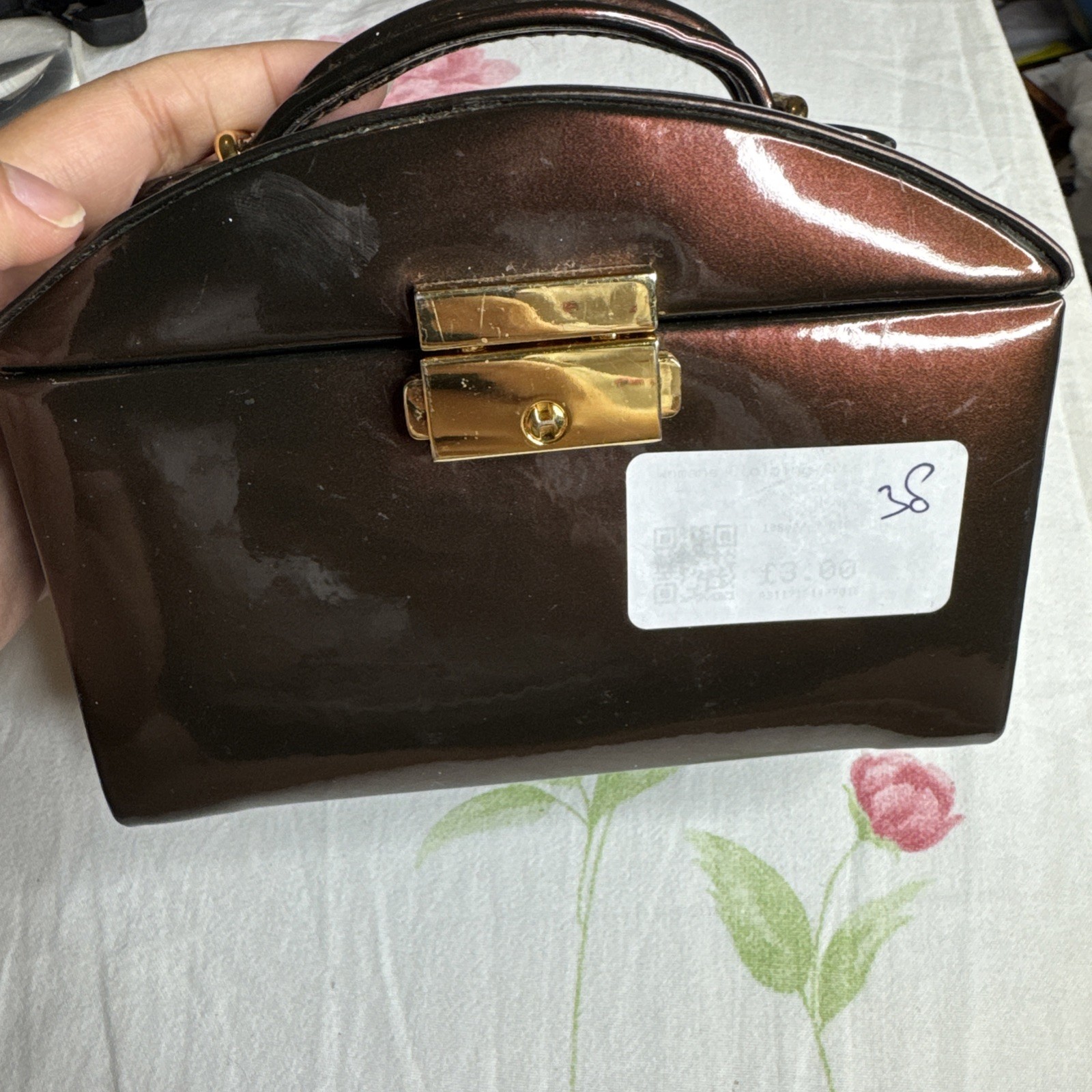 Beautiful Fox leather Mini Makeup + Jewellery Box - Excellent Condition image 3
