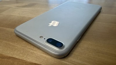 Apple iPhone 7 Plus 128GB Silver Unlocked Excellent Condition - 90% Battery