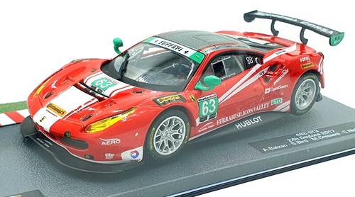 Altaya Maßstab 1:43 30424K - Ferrari 488 GT3 #63 24h Daytona 2017 - rot
