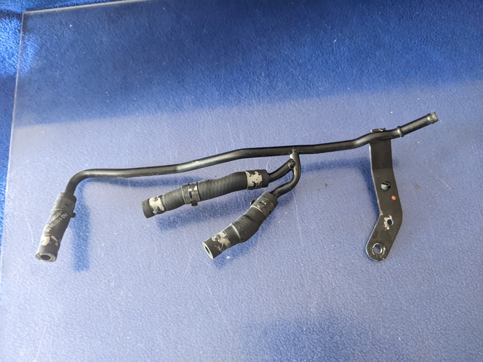 BENTLEY CONTINENTAL FLYING SPUR W12 EXPANSION COOLANT WATER HOSE 3W0122447S
