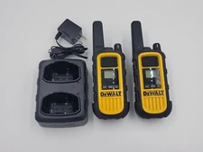 DeWalt DXFRS800 2 Watt Heavy Duty Walkie Talkies (2 Pack)