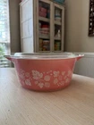 Pyrex PINK GOOSEBERRY 475 B Casserole Dish W/ Lid 2.5 Qt