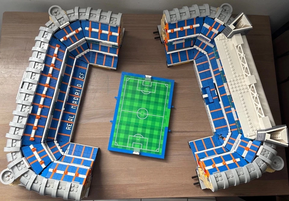 LEGO Icons 10299 Real Madrid – Santiago Bernabéu Stadium, photo 2 sur 5