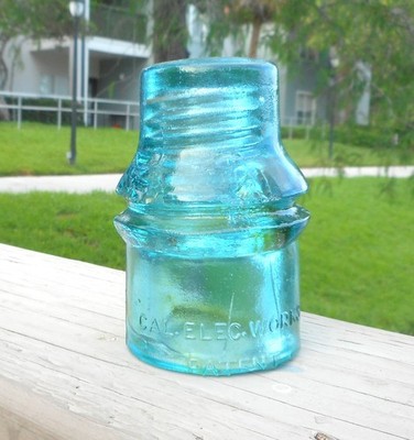 SUPER SHORT AMBER SWIRLED LIGHT AQUA CD 130 CAL ELEC WORKS GLASS INSULATOR