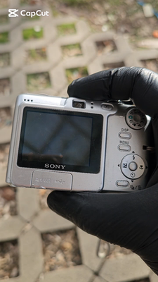 Sony Cyber-shot DSC-W35 7.2MP Digital Camera - Silver for sale