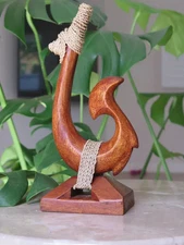 Hawaii Hand Made Home Decor Solid Wood Polynesian 7" Fish Hook Engraved Carving