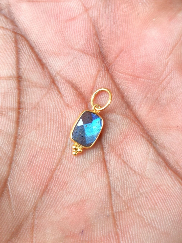 Natural Labradorite 18K Solid Gold Charm Handmade Necklace Charm Pendant - Image 3 of 3