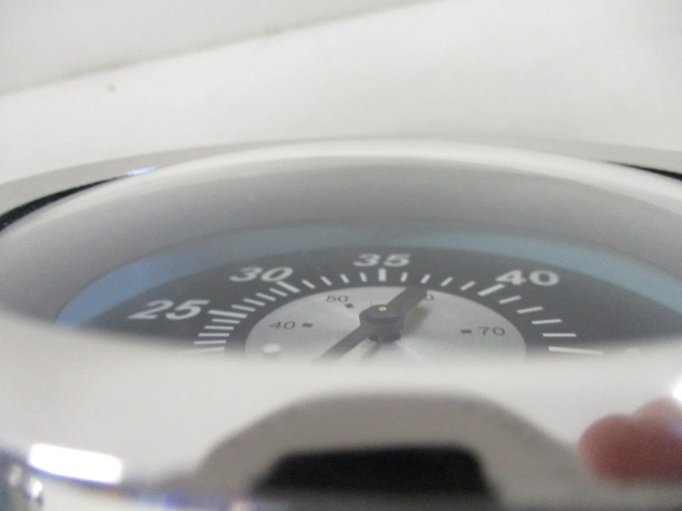 TELEFLEX SPEEDOMETER & TACHOMETER WITH VOLT GAUGE SET 68306F / 69074F BOAT - Image 4 of 4