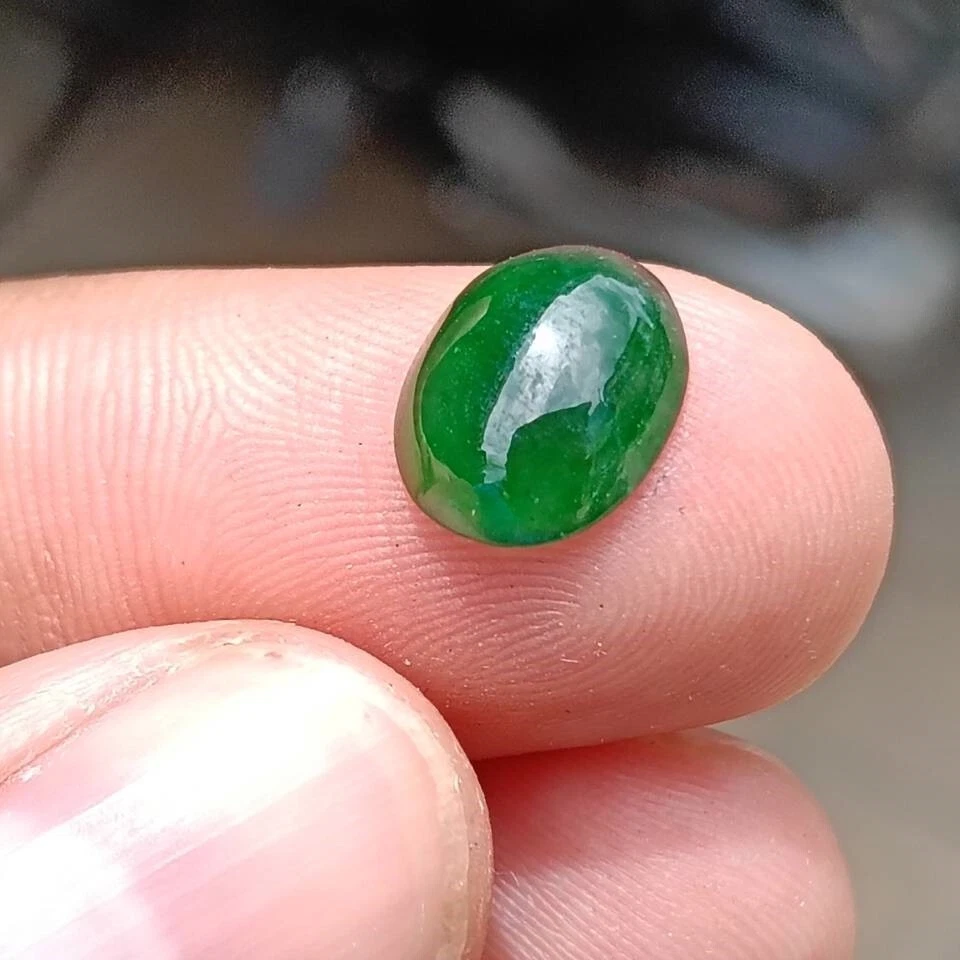 2,45 ct,10,7x8,6x3,0 mm Tipo A Jade Verde Imperial Jadeíta Ovalado para hacer anillo Foto 2 de 4