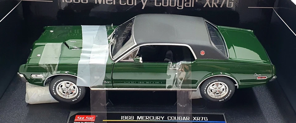 Sun Star 1/18 Scale Diecast 1575 - 1968 Mercury Cougar XR7G - Dark Green - Image 4 of 4