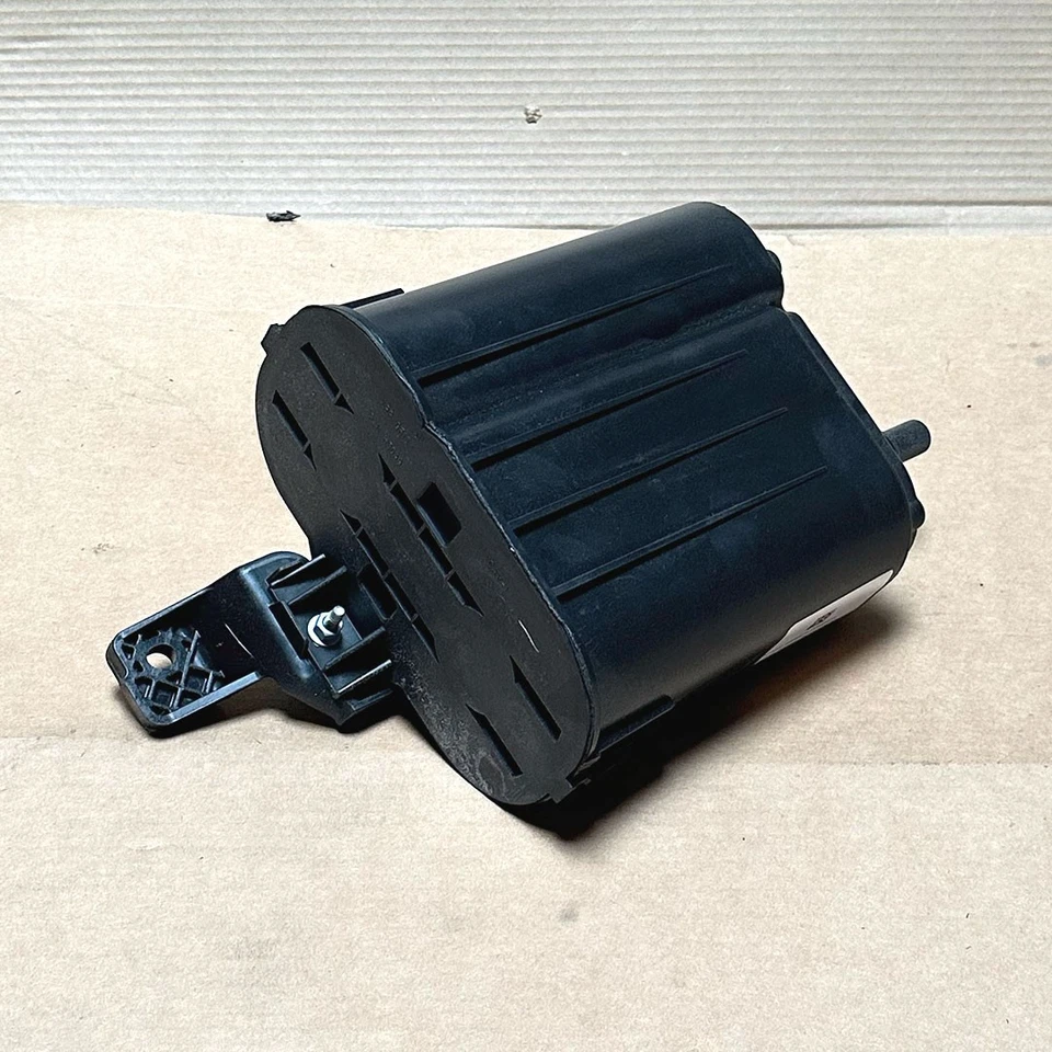 NOVO OEM 2017-2025 3.6L V6 Chrysler Pacifica Vapor Canister - Mopar - 68393977AC - Imagem 4 de 4