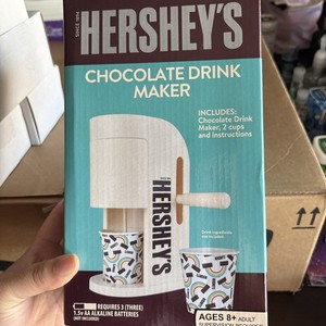 Hershey's Chocolate Drink Maker - Hot or Cold Drinks - Color: White - New in Box