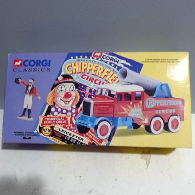 Corgi Diecast 17801 Chipperfields Scammel Constructor Cannon & Ringmaster