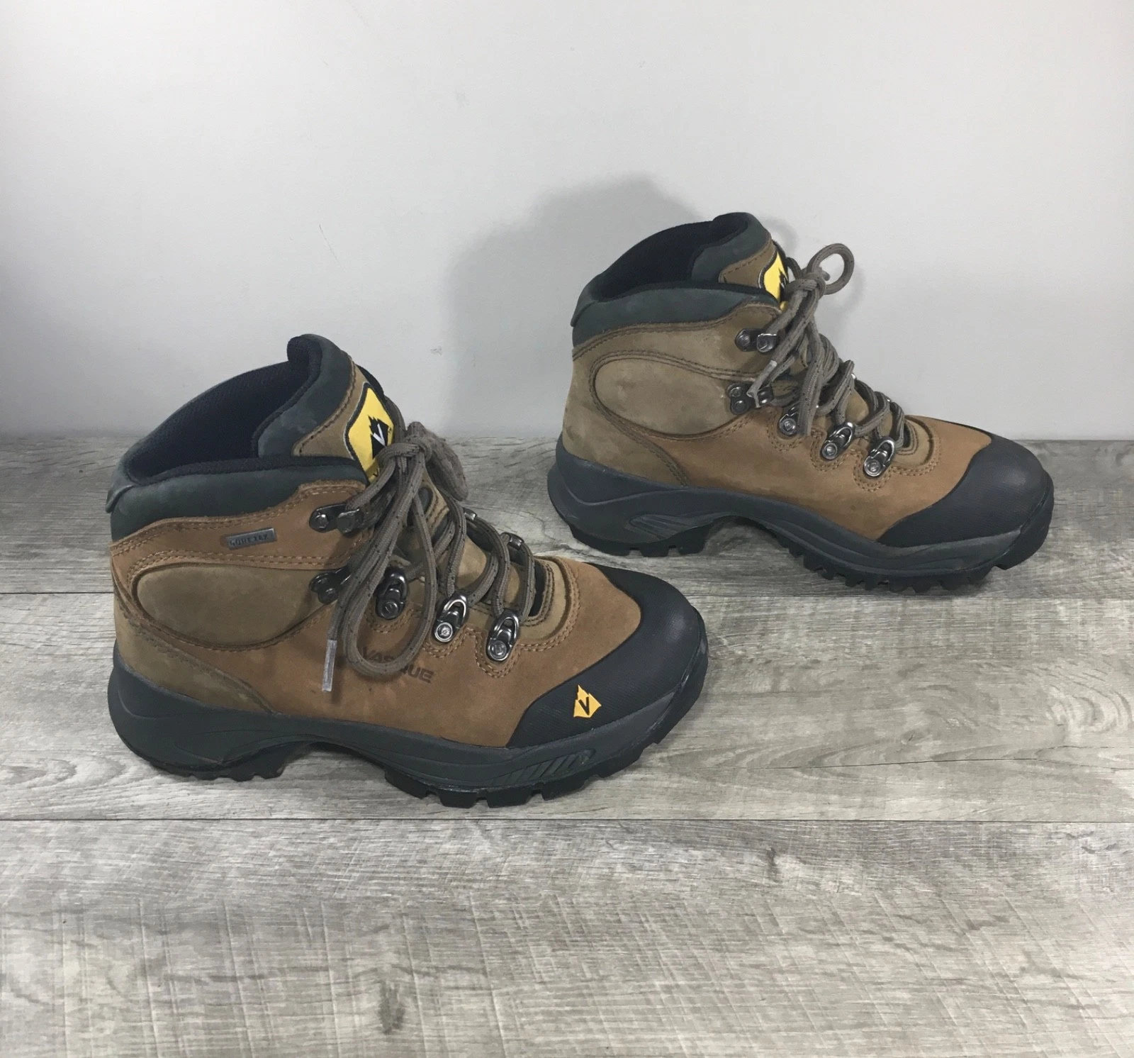 Vasque 7177 Gore-Tex Waterproof Wasatch Hiking Leather Womens Boots Size 6.5