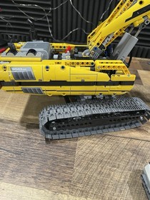 Lego Technic Excavator (8043)