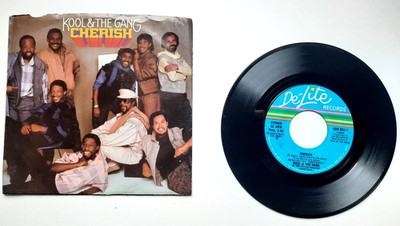 KOOL & THE GANG Cherish vinyl 45 De-Lite 880 869-7 Picture Sleeve 1985